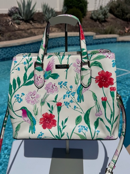 kate spade Handbags - Kate Spade Hummingbird Laurel Way Evangelie satchel